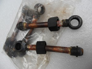 機油濾清器與離心式機油濾清器之間的銅管